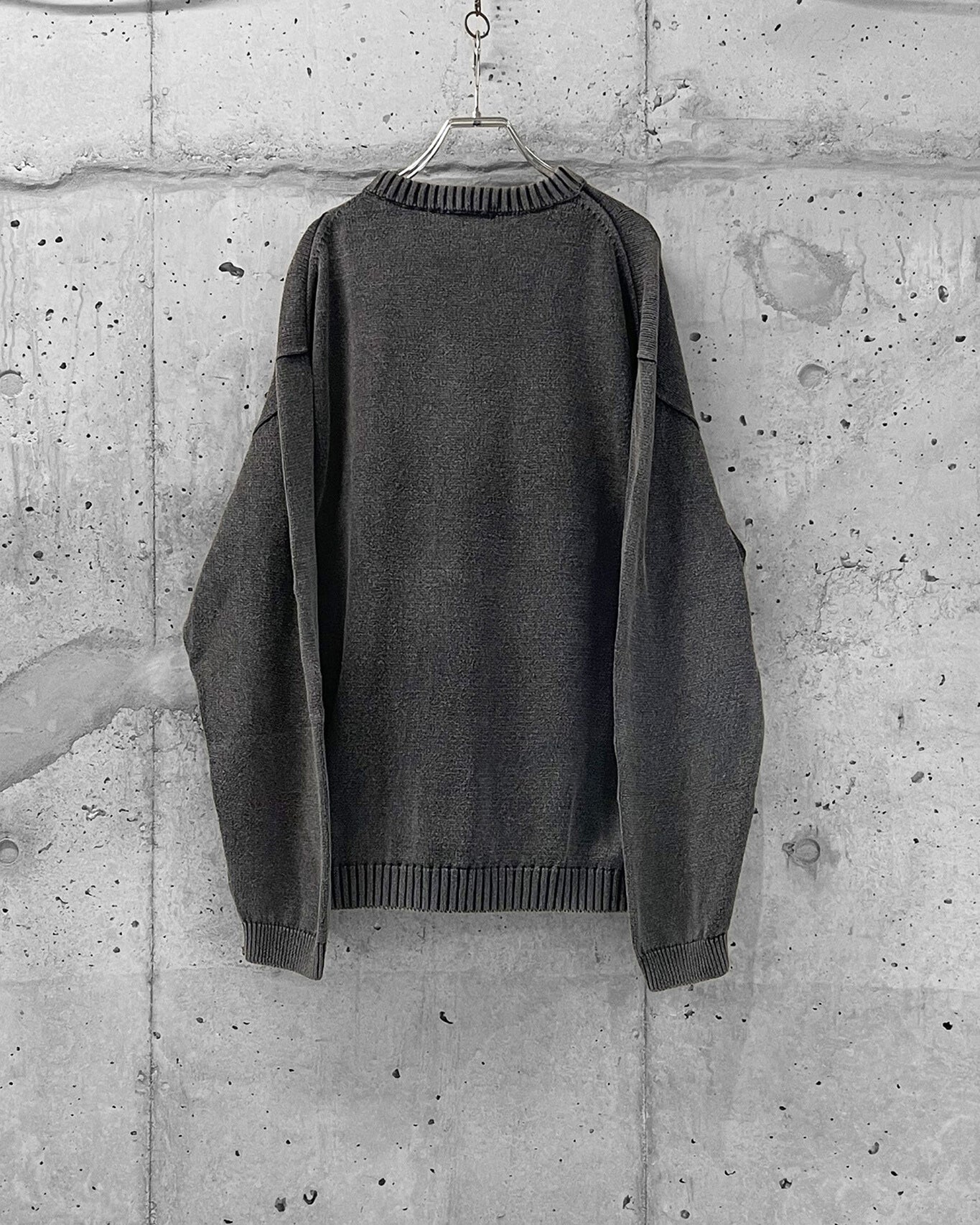 GRAYSCALE SULFUR DYED OVERSIZE KNIT