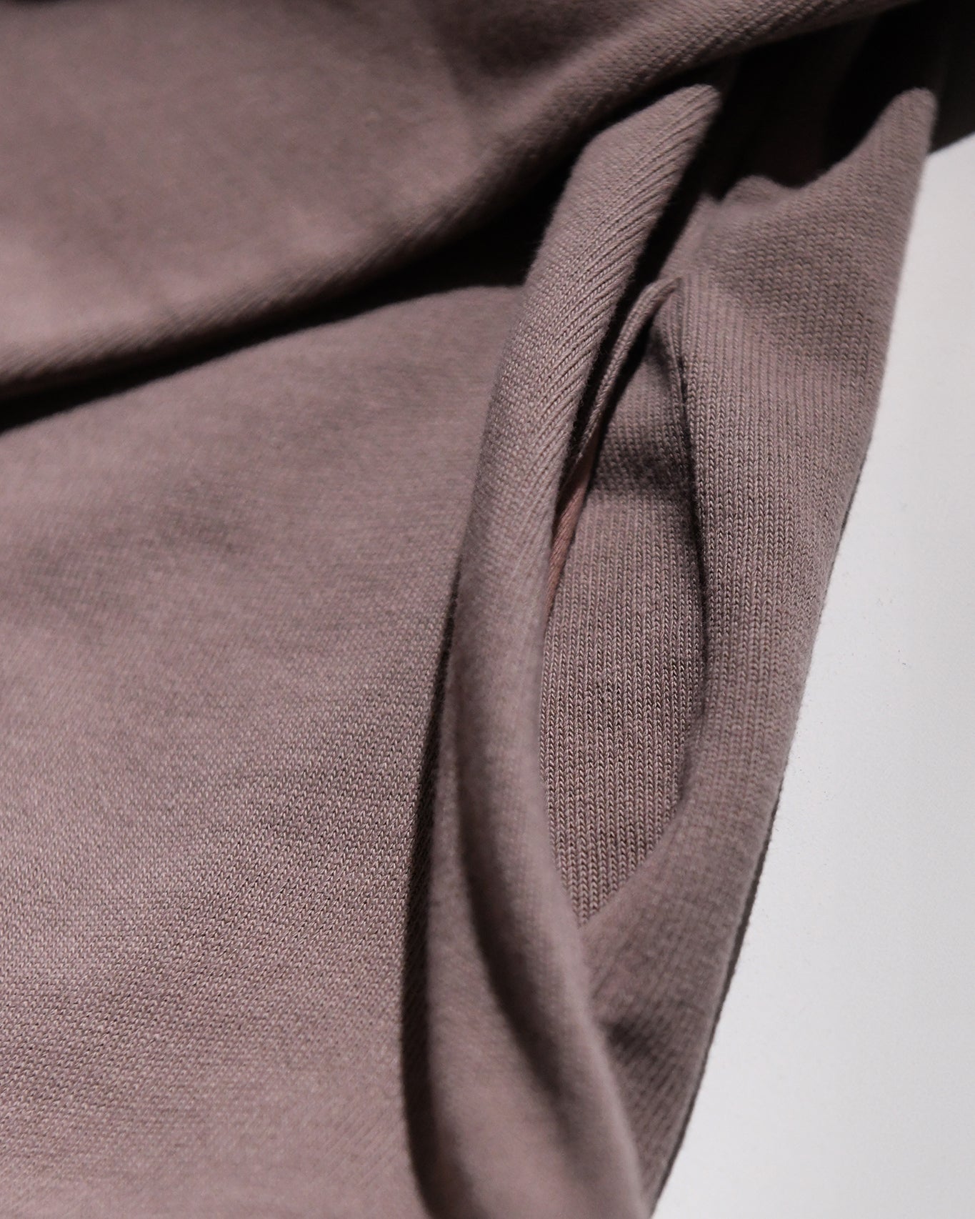 HIGH NECK LONG SLEEVE T/SMOKY PINK