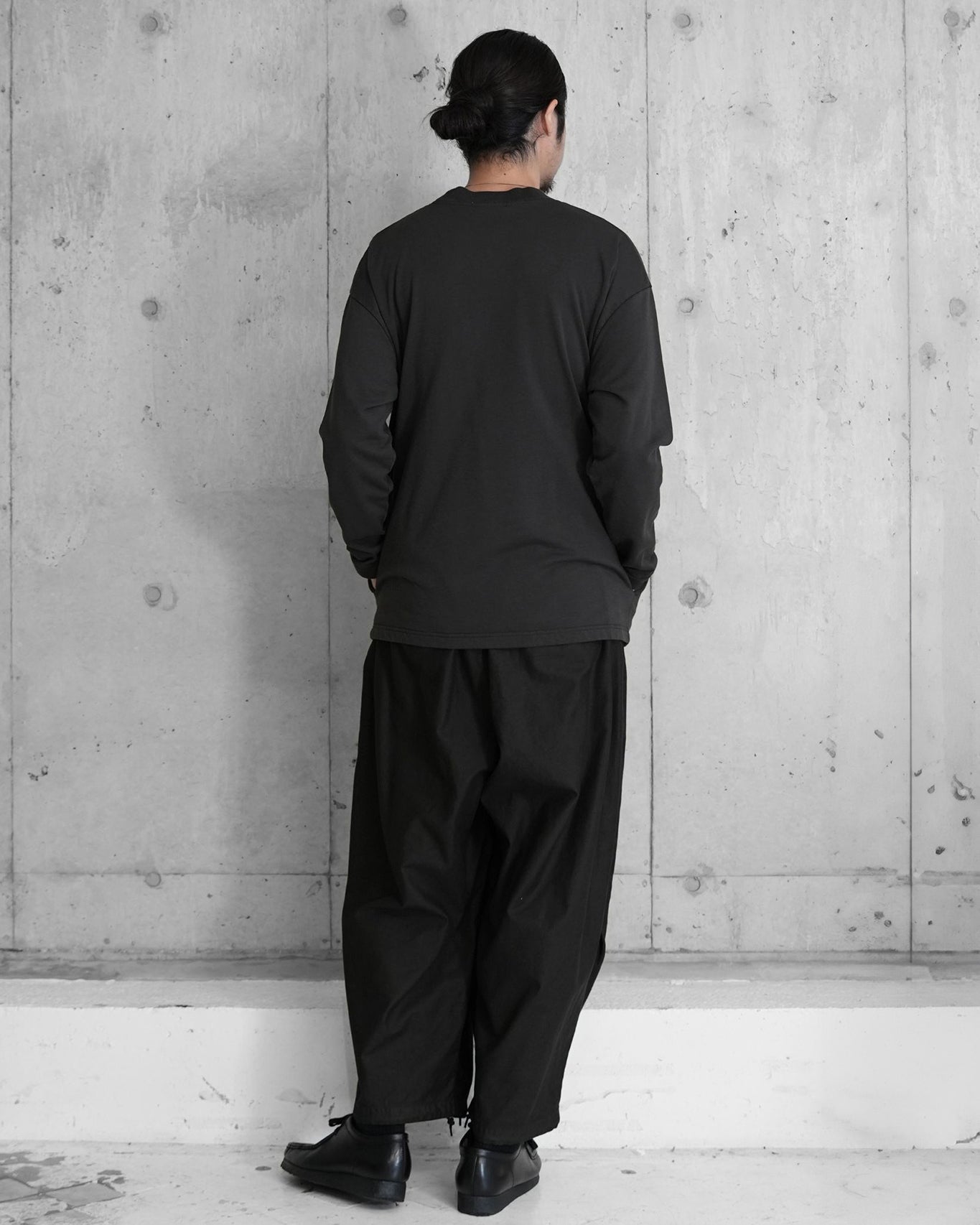 HIGH NECK LONG SLEEVE T / OVERDYED C/W LOOP BACK