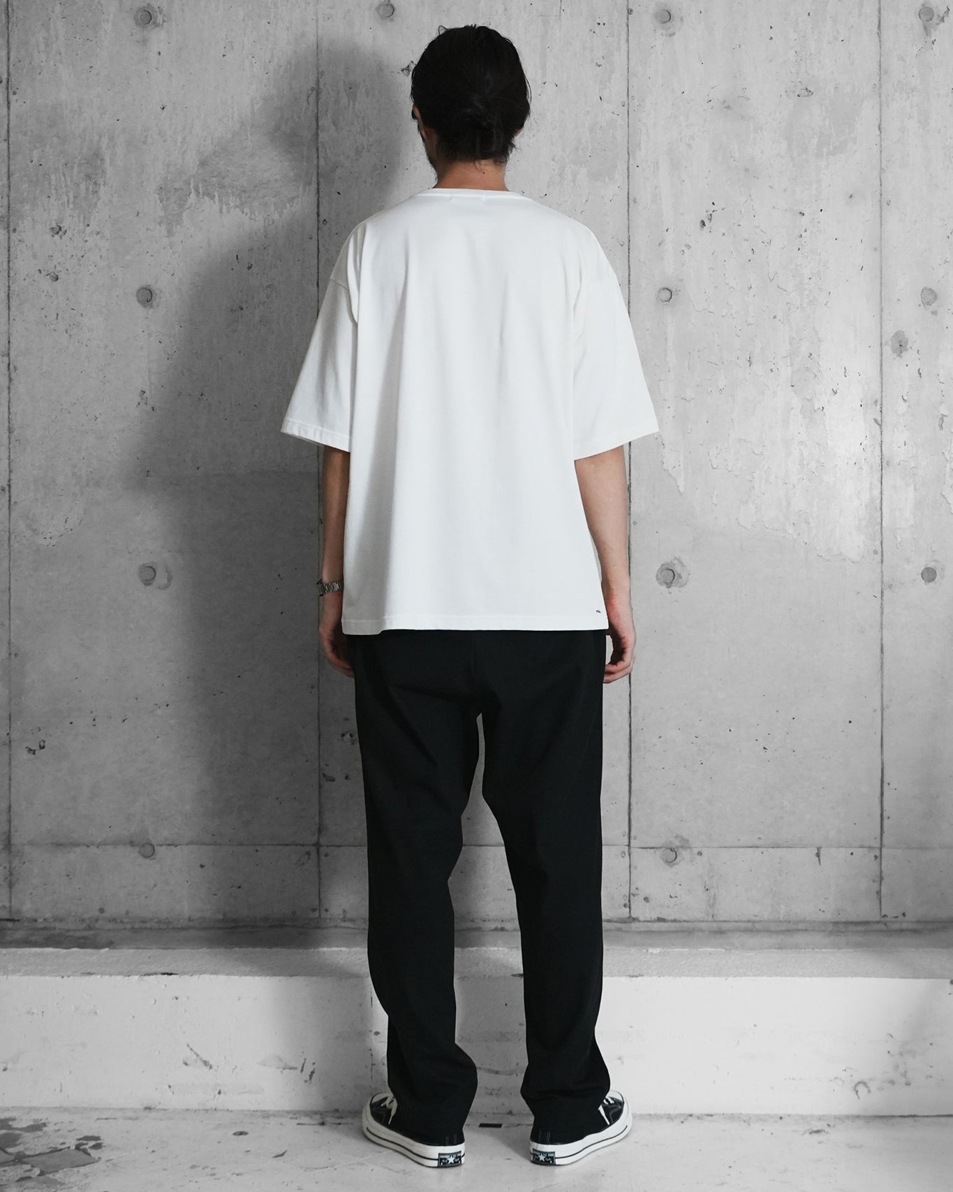 SHORT SLEEVE LOGO T / WHITE