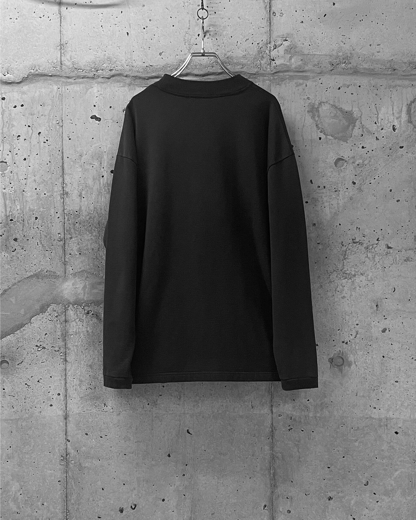 HIGH NECK LONG SLEEVE T / OVERDYED C/W LOOP BACK