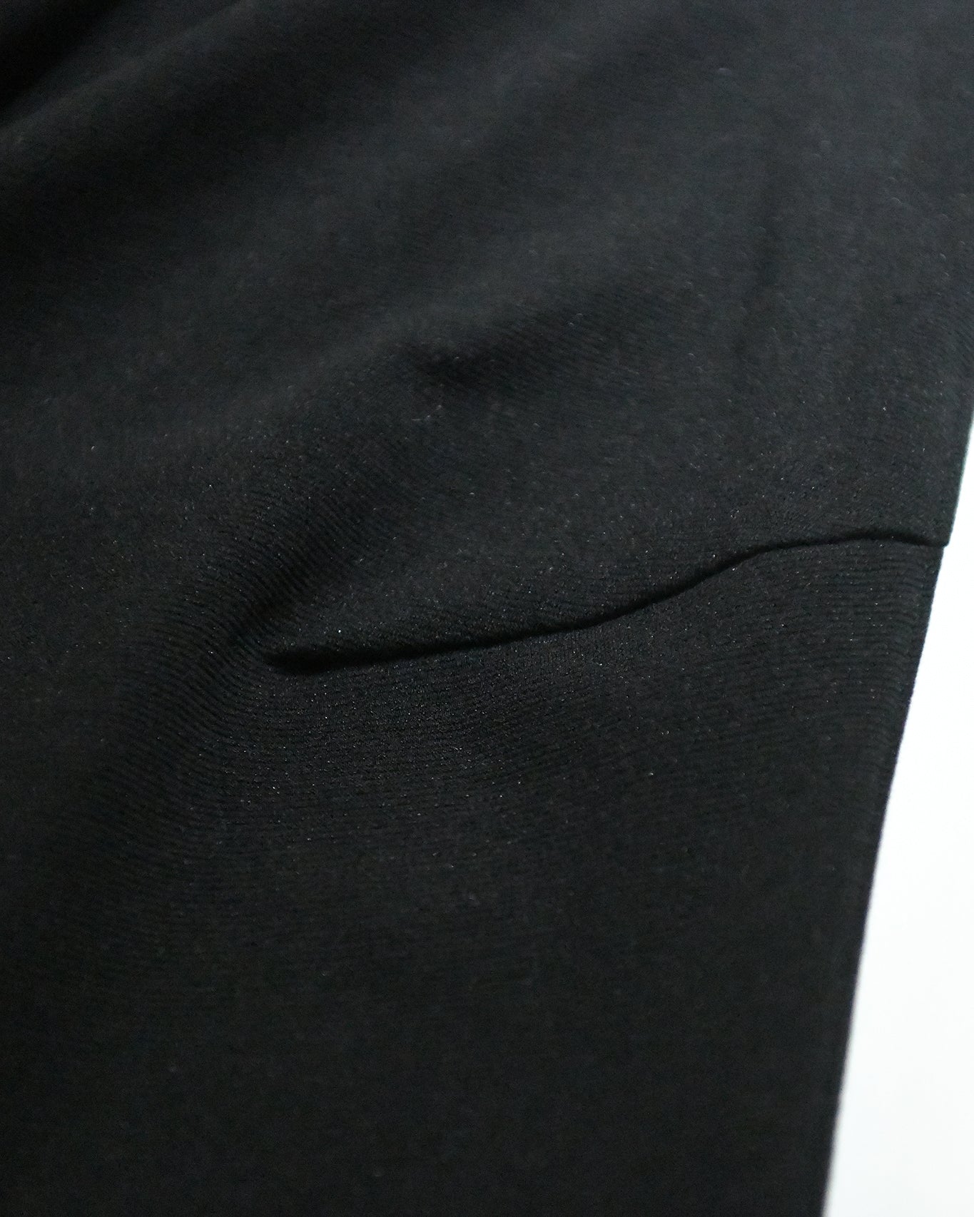 OUT OF PLACE TROUSERS / BLACK