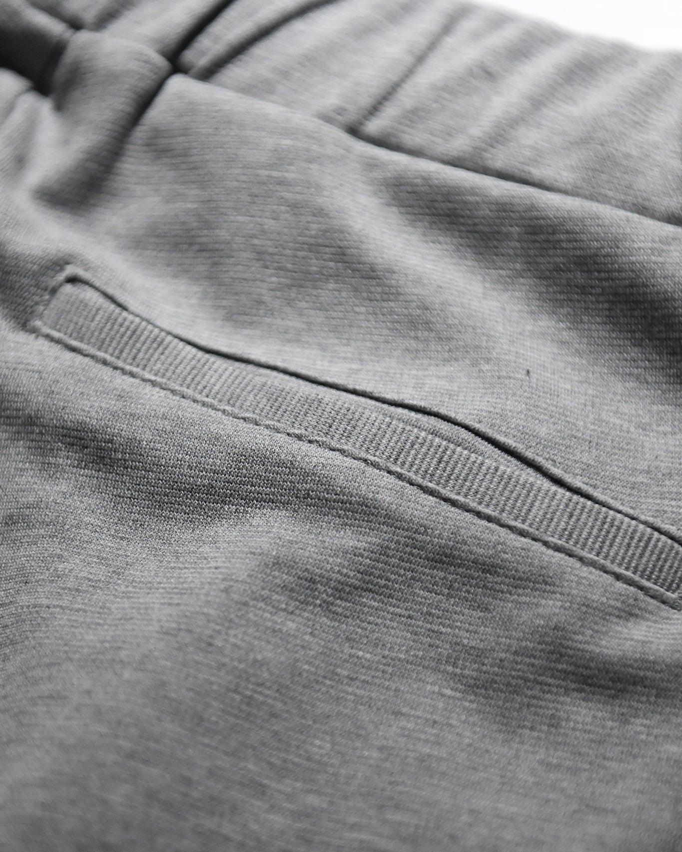 OUT OF PLACE TROUSERS / GREY MARL