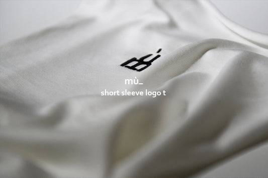 手に取ると思わず唸ってしまうほど滑らかな生地 | mù_