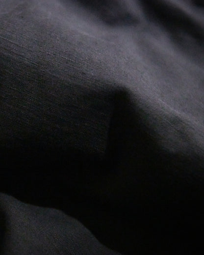 PLEATED CARGO TROUSERS / BLACKBERRY