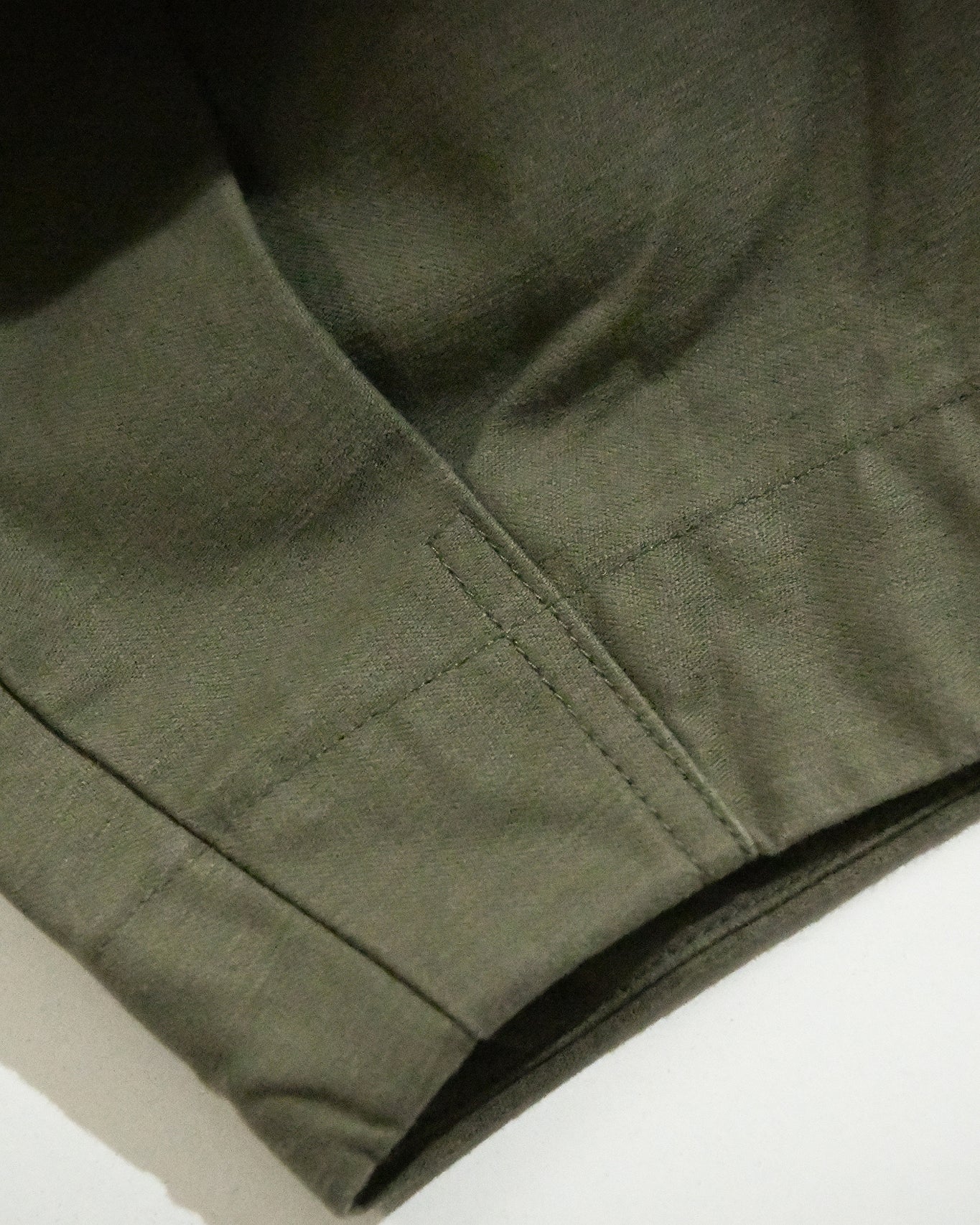 PLEATED CARGO TROUSERS / PISTACHIO GREEN