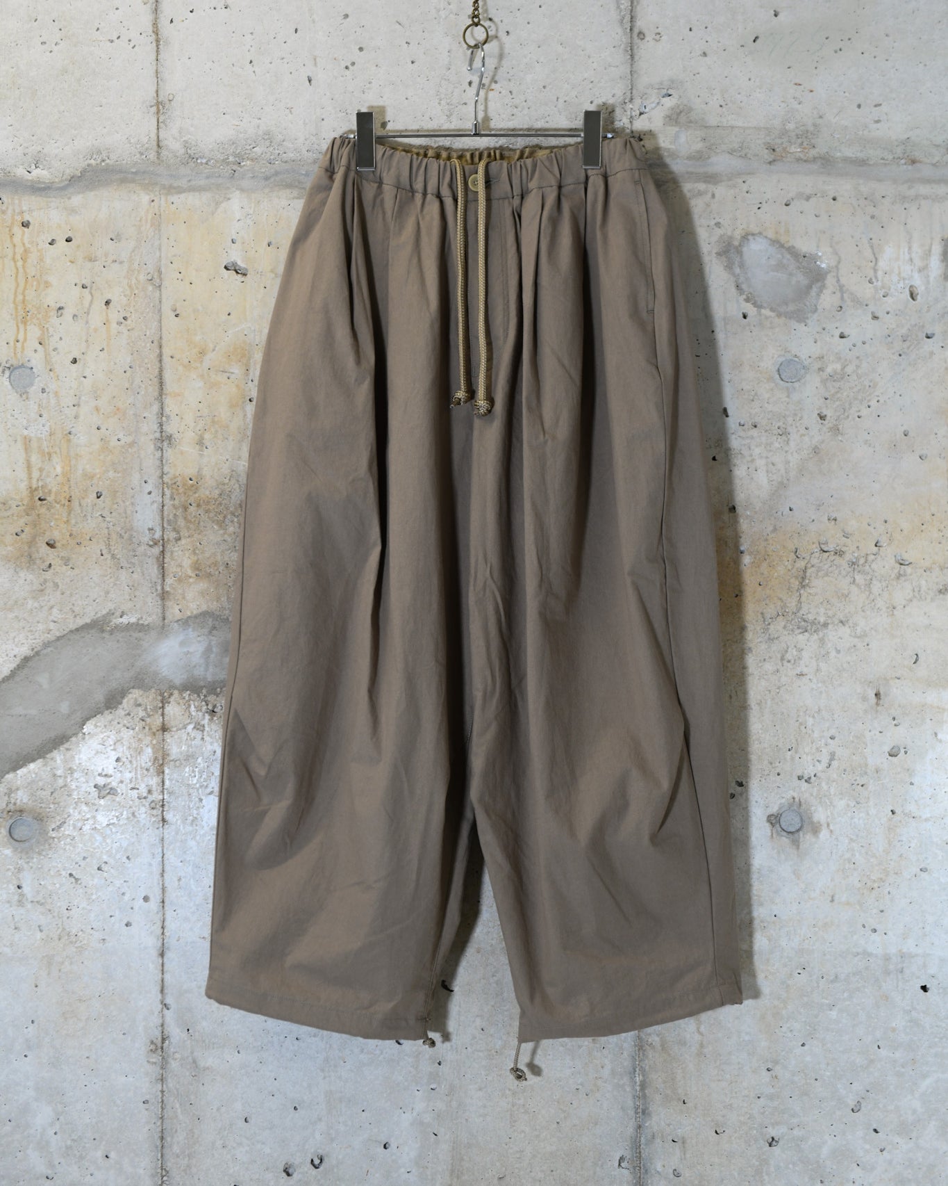 CLOWN PANTS / BEIGE