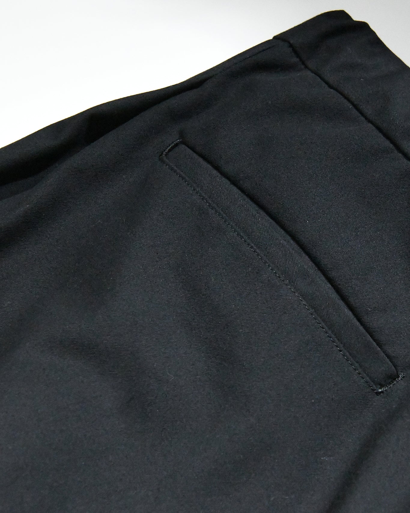 EASY TROUSERS（イージートラウザース） BLACK | mù_