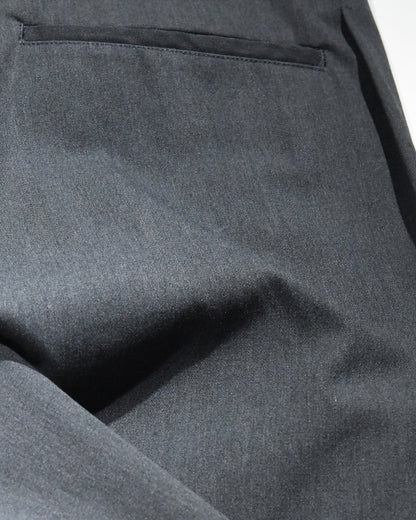 EASY TROUSERS（イージートラウザース） CHARCOAL | mù_