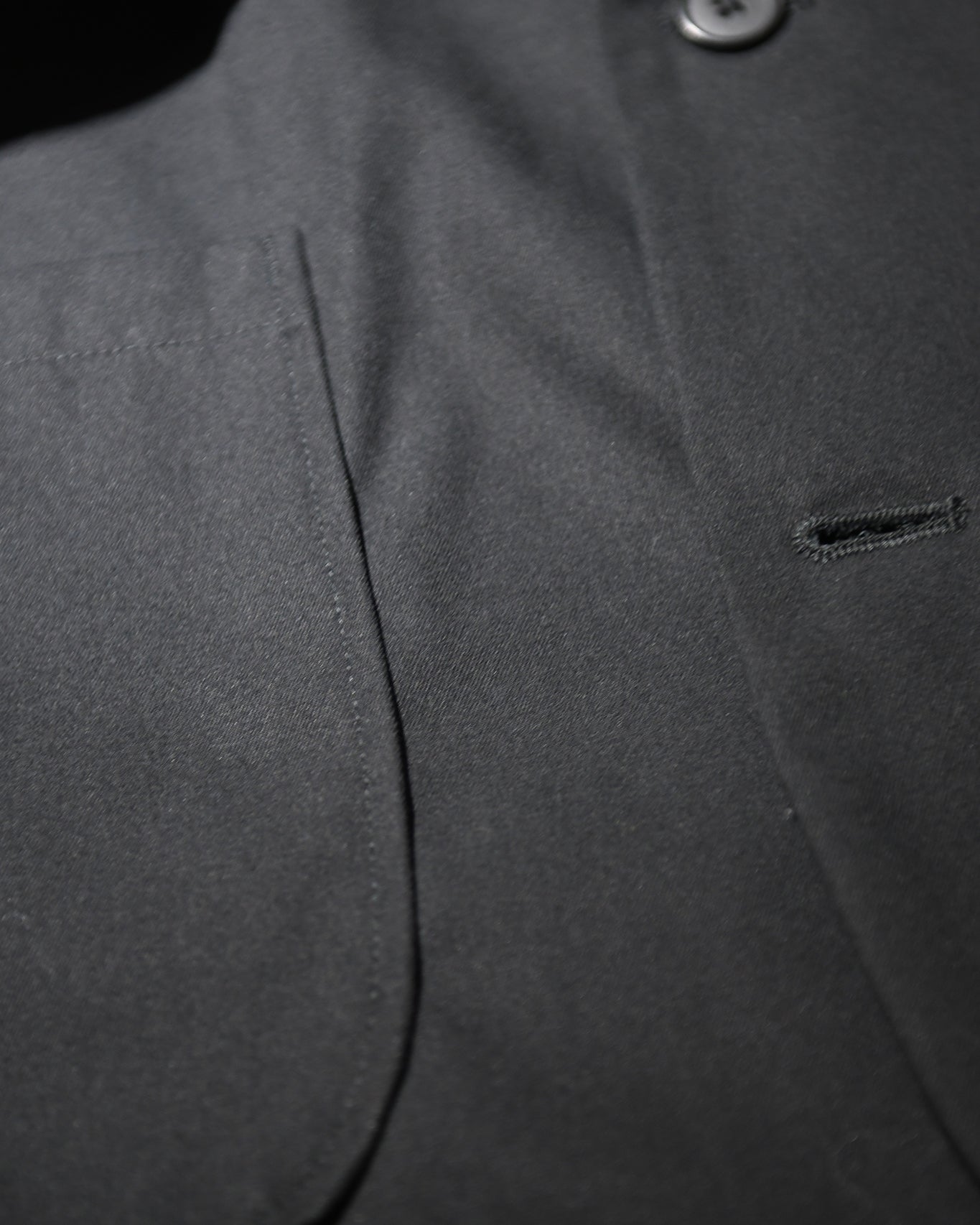 ROUND HEM JACKET