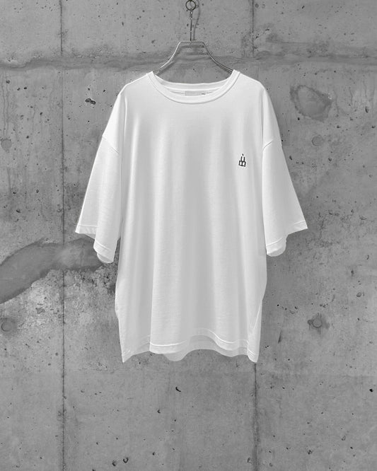 SHORT SLEEVE LOGO T / WHITE