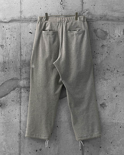 OUT OF PLACE TROUSERS / GRAY MARL