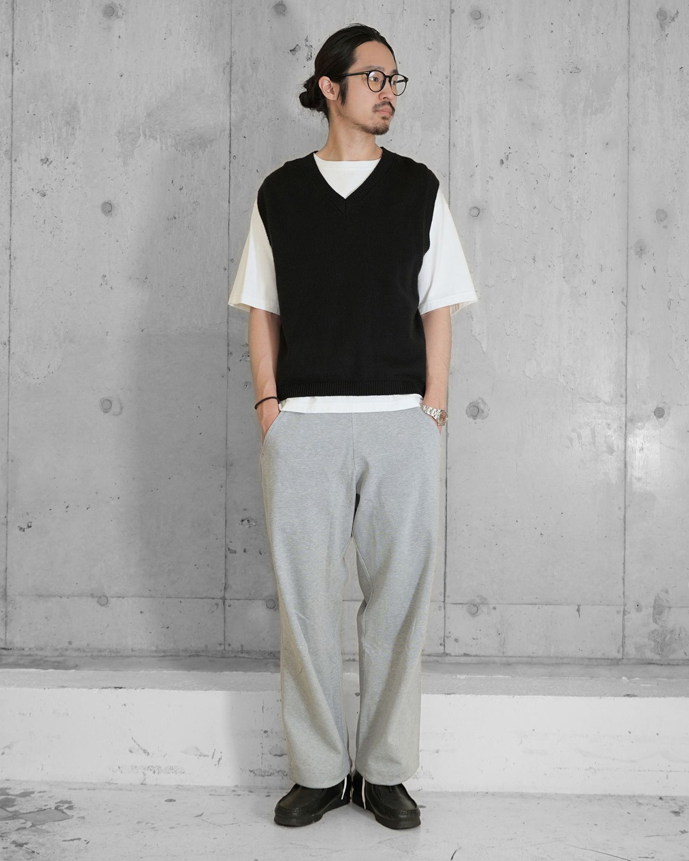 OUT OF PLACE TROUSERS / GRAY MARL