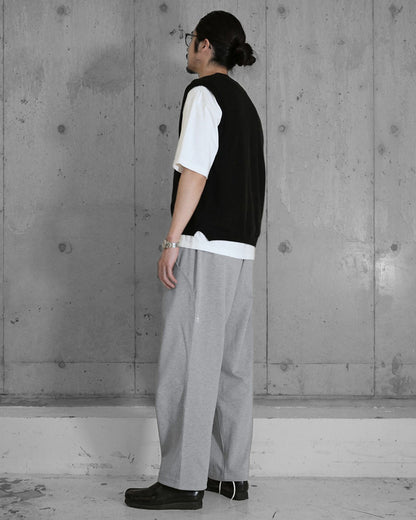 OUT OF PLACE TROUSERS / GREY MARL