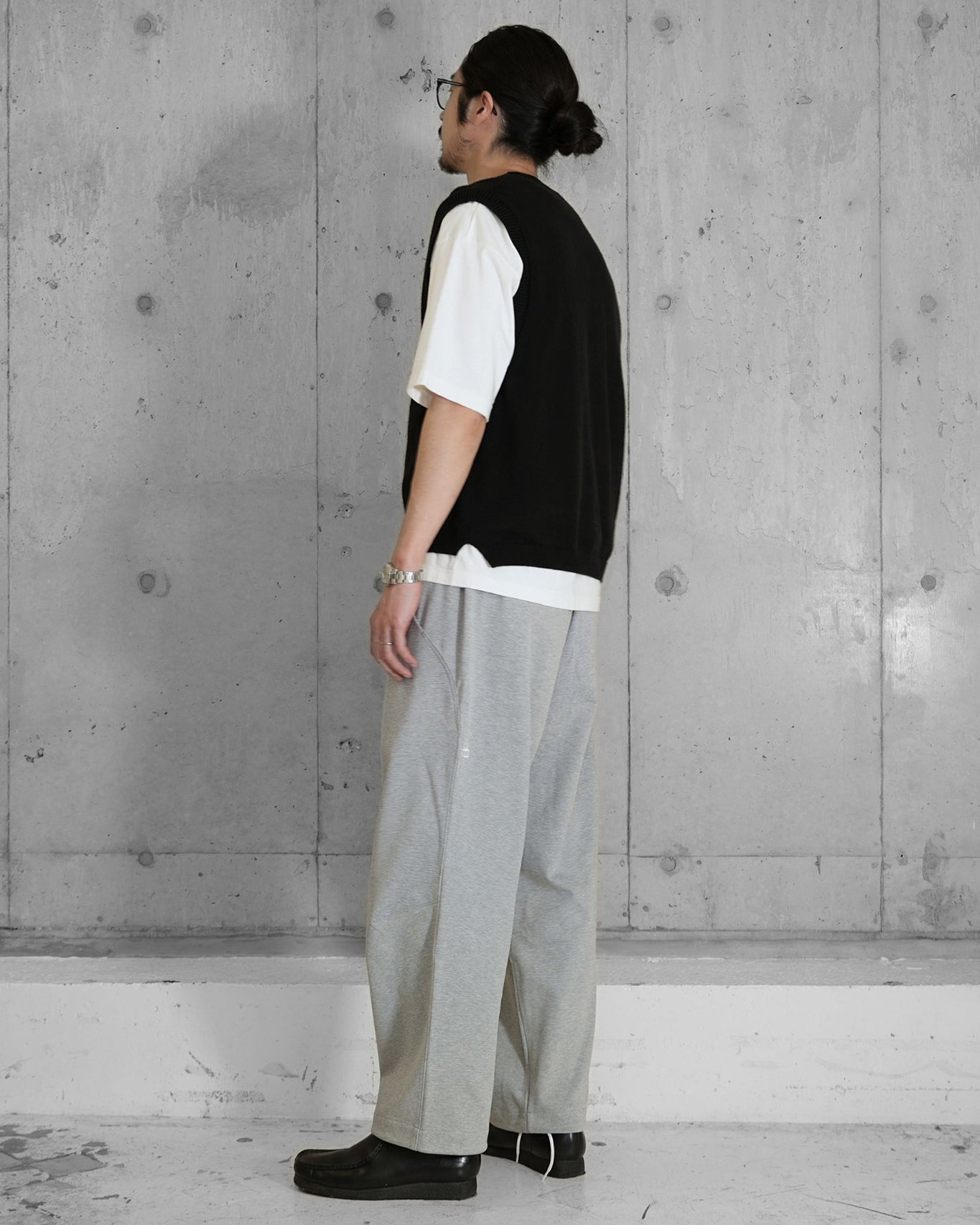 OUT OF PLACE TROUSERS / GRAY MARL