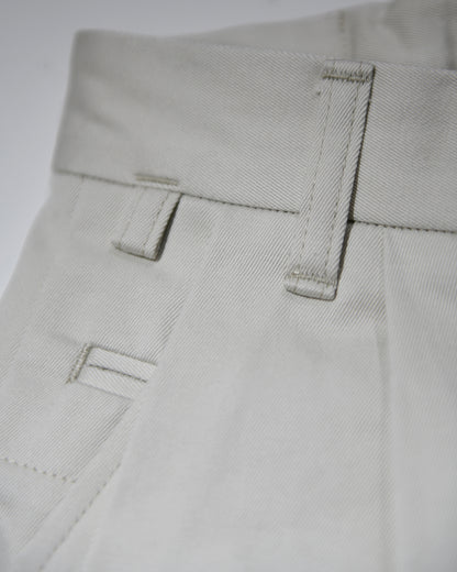 OUTSIDE PLEATED TROUSERS