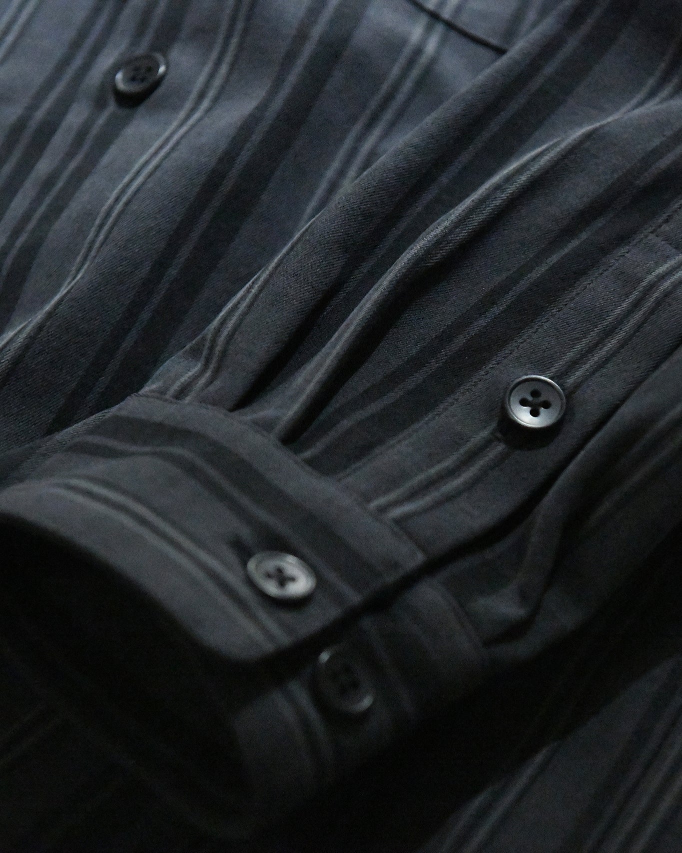 OVERSIZE SHIRT JACKET / HIDDEN CHECK