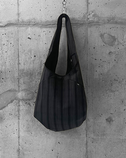 POSTMAN BAG / HIDDEN CHECK