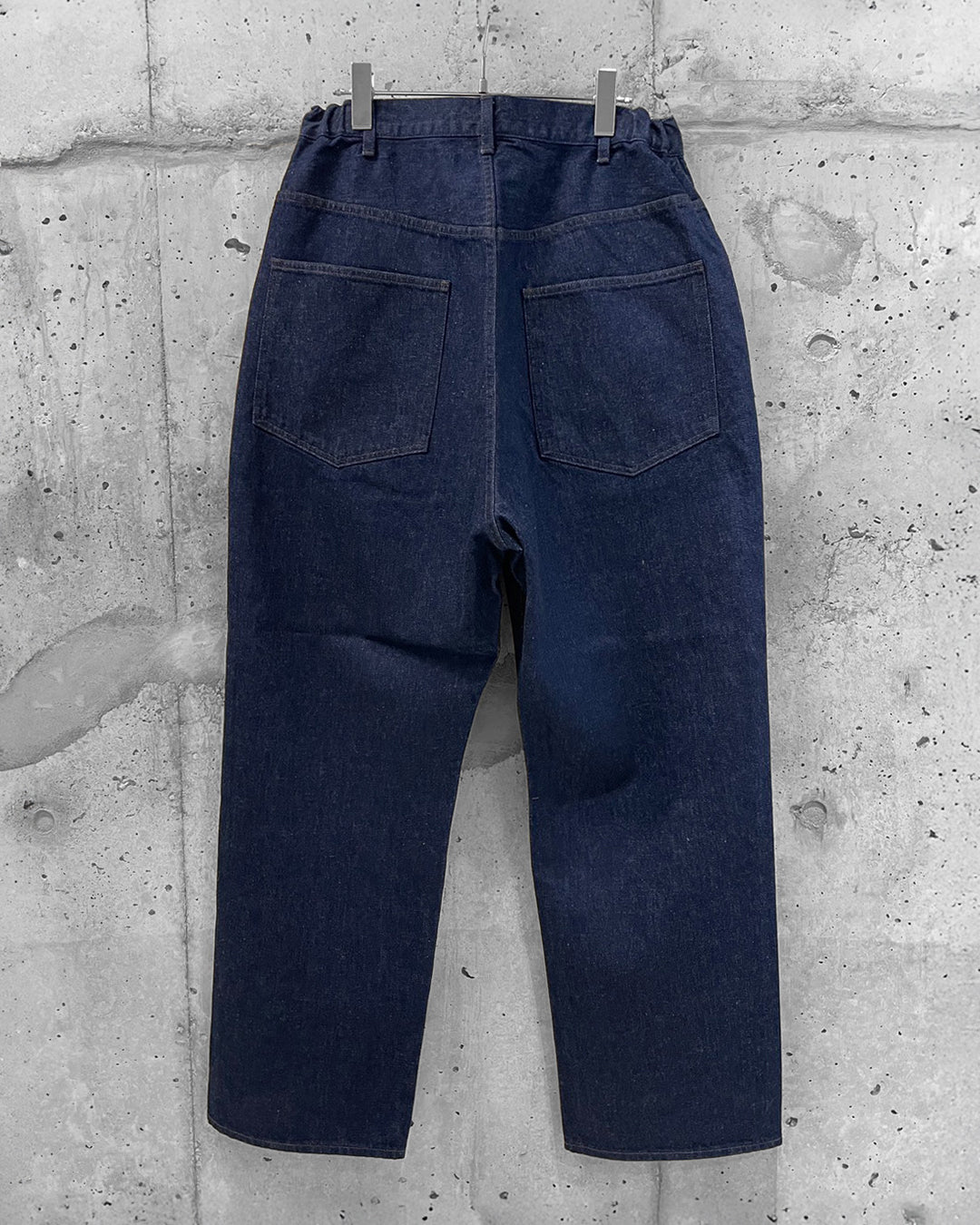 WIDE TAPERED DENIM TROUSERS（ワイドテーパードデニムトラウザース） | mù_
