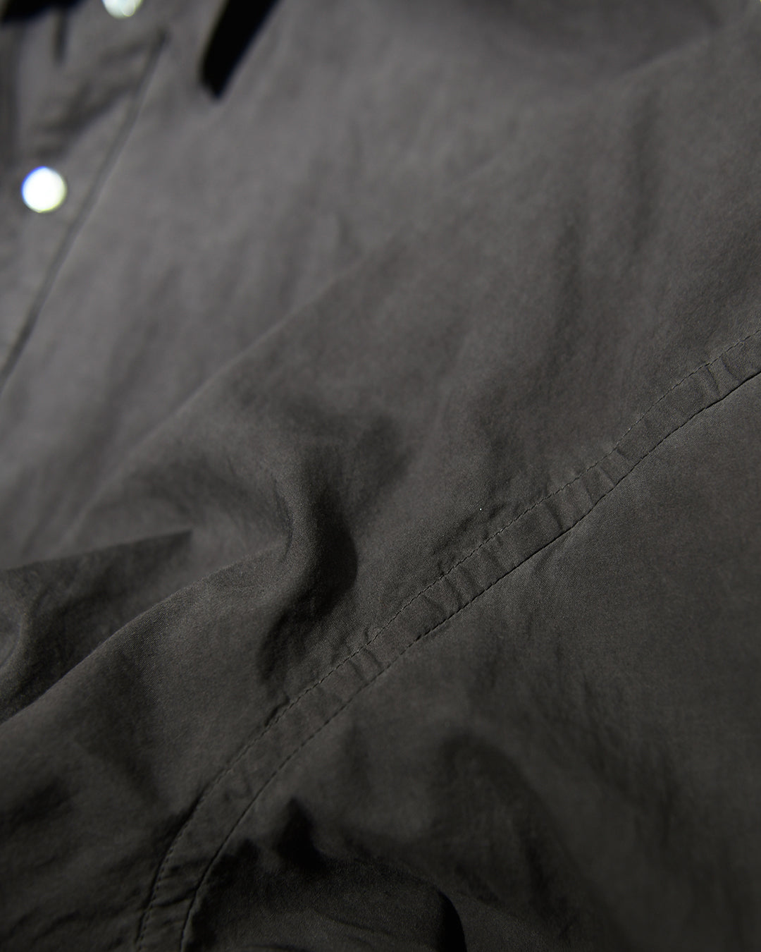 BOTCHED DYE WING COLLAR SHIRT